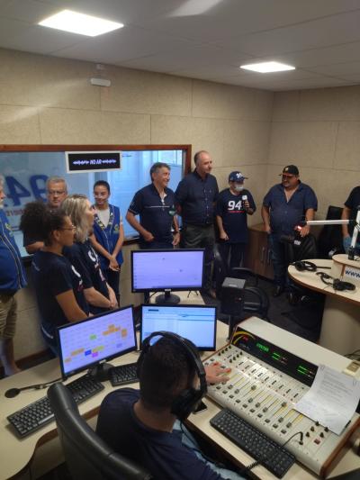 Campo Abeto FM estÃ¡ com programaÃ§Ã£o especial dos 33 anos